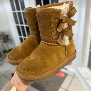 Koolaburra by UGG Kids Brown Suede Bow Boots